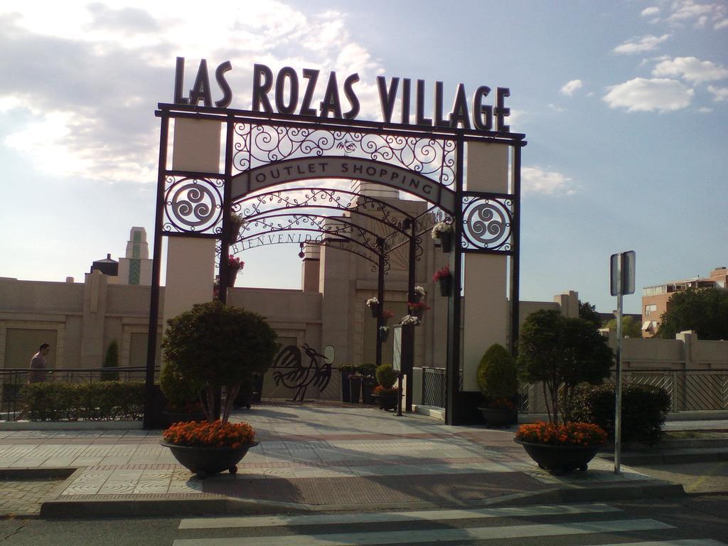 Apartamento Las Rozas Village Zimmer foto